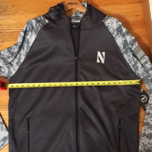 Us army Hoodie zipper pockets , new never worn, bigger hoodie, to big for me, - Picture 8 of 10